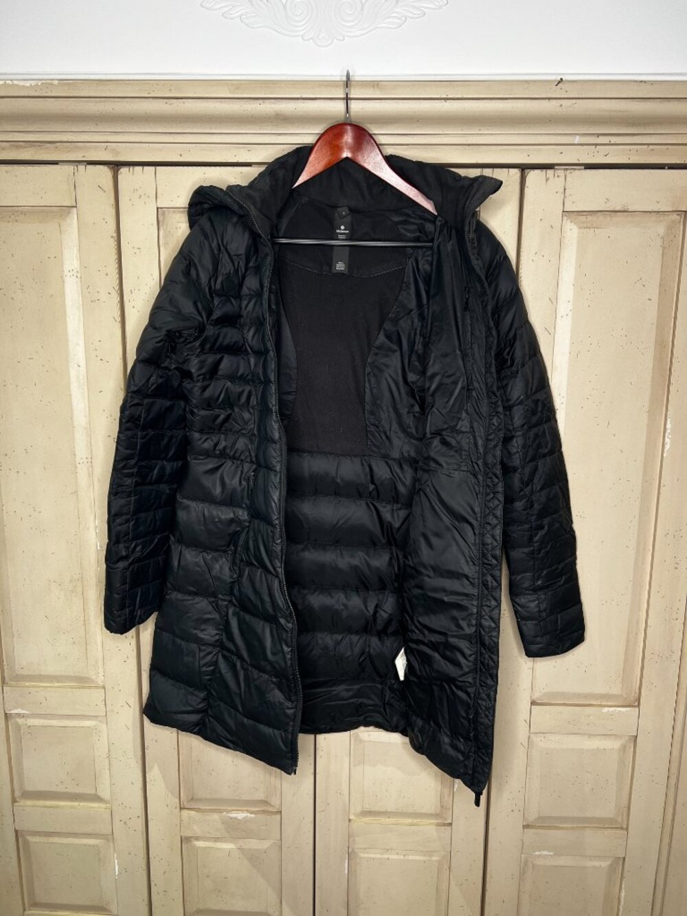 Lululemon Black Long Quilted Puffer Coat Hooded Zip Pockets Women's Size 8 - Picture 6 of 11